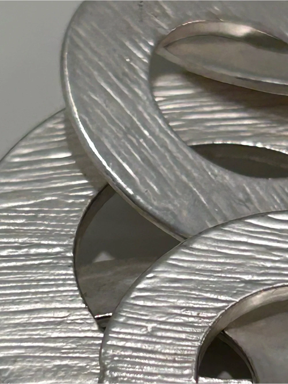 Matte Silver Linked Circles Bracelet Toggle Clasp Chunky Textured Interlocking